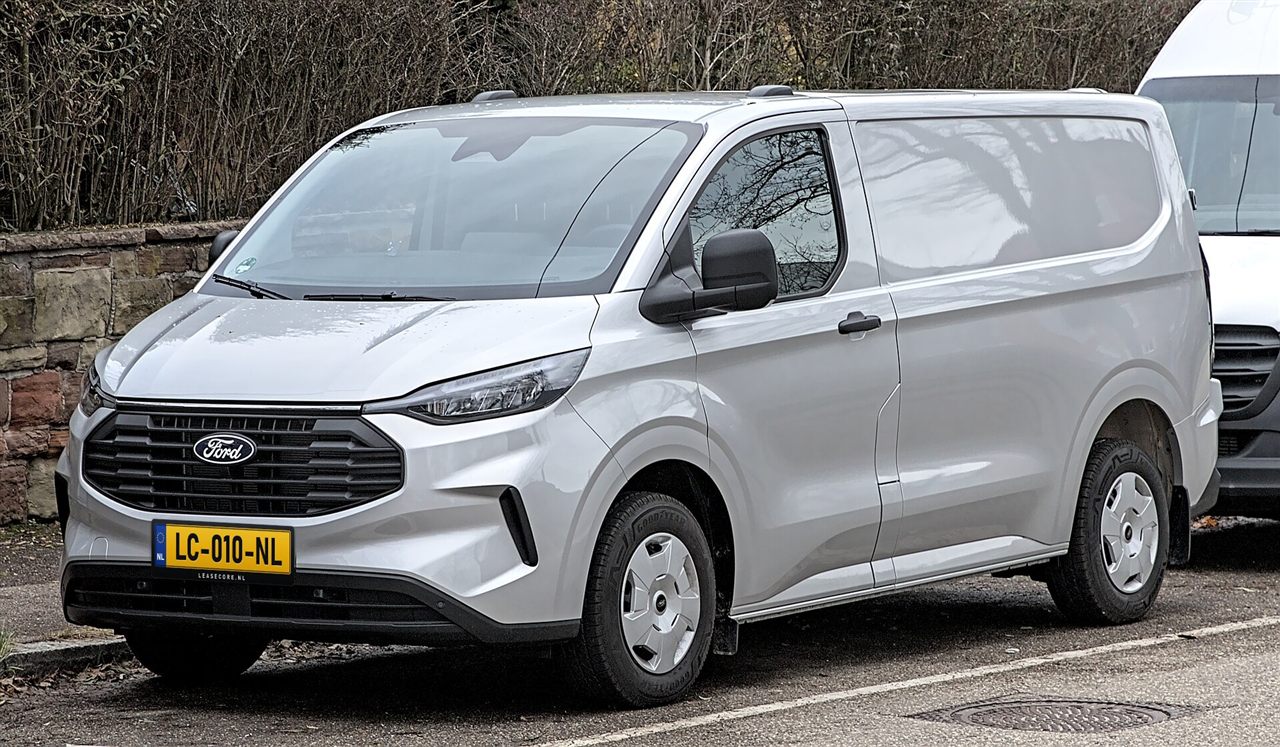 Ford Transit Custom (2023) 1X7A1605