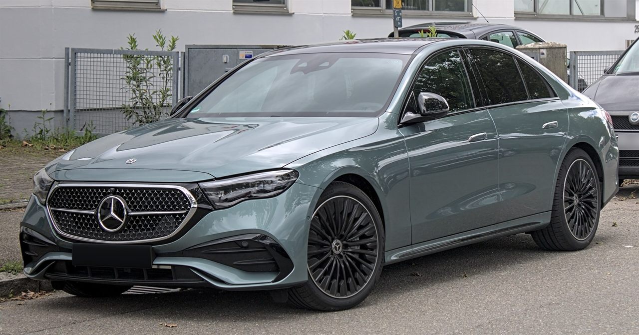 Mercedes-Benz E 300 e Estate