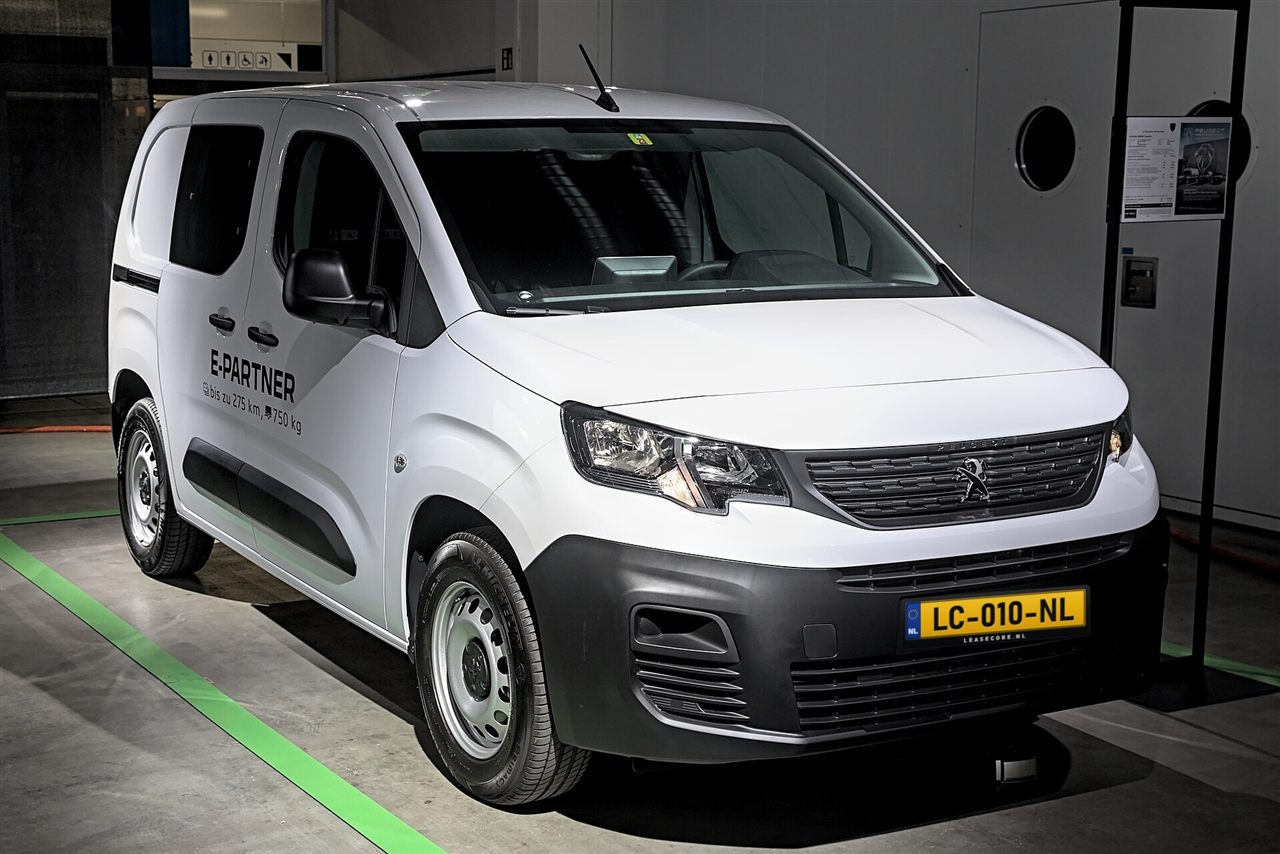 Peugeot e-Partner L1 50 kWh